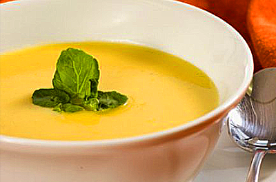 Creme de Batata Baroa e Ervilha