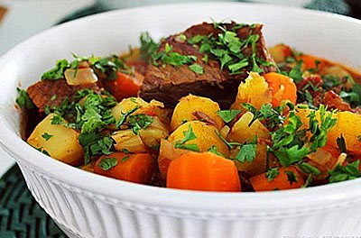 Frango ou MÃºsculo de Panela com Mandioca, Cenoura e Chuchu